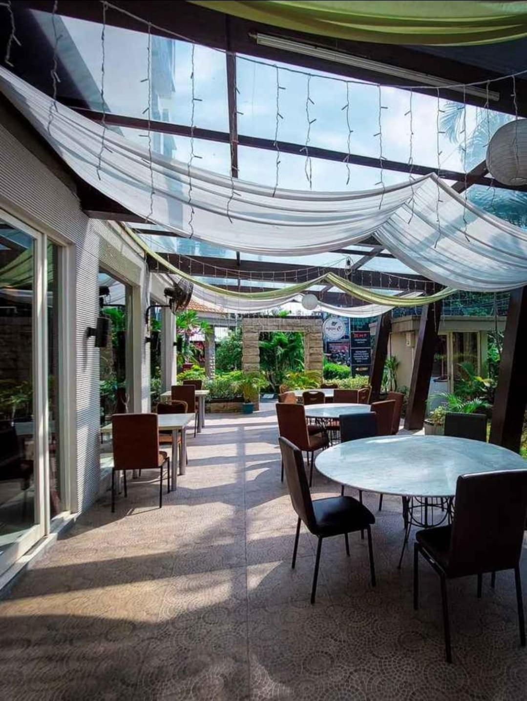 Country Heritage Hotel Surabaja Zewnętrze zdjęcie